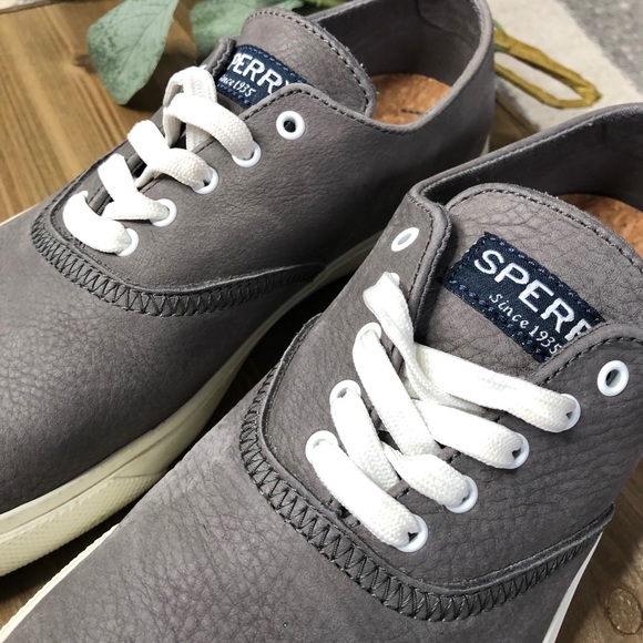 SPERRY Men’s Size 8.5 Grey Leather Sneakers - Picture 4 of 11